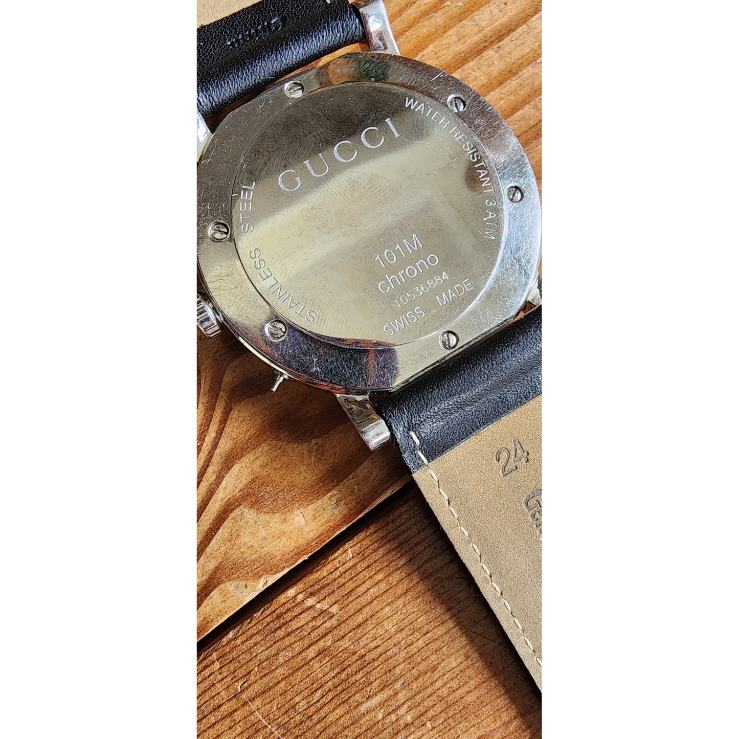 Vintage Gucci Mens Watch 101M Chrono Black Leather Strap