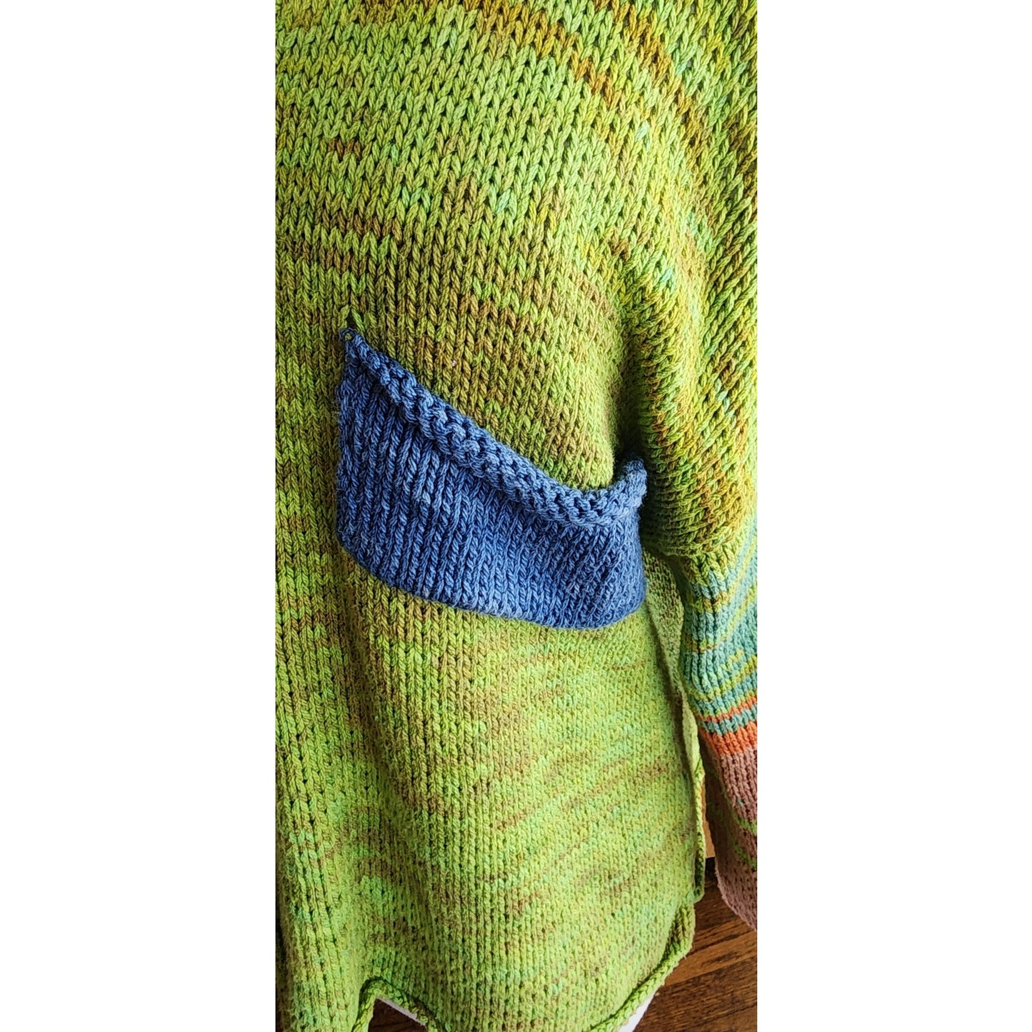 Artisinal Sweater Handknit Cotton Green V Neck w/Pockets / Nonpareil Vita March