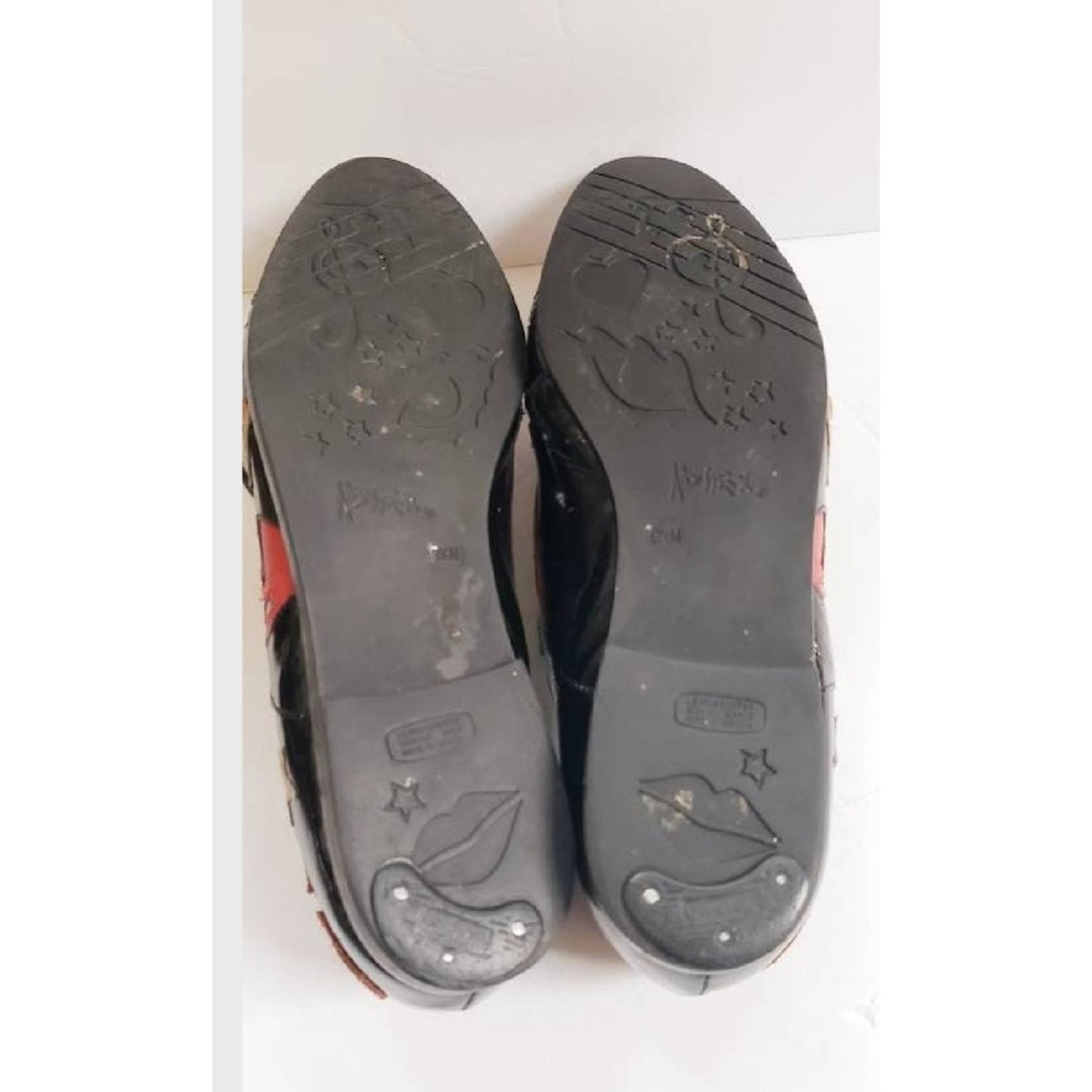 Vintage 90s Lace Up Shoes w/Graphicl Patchwork Music Notes Guitar Hearts Stars Lips Abstrax