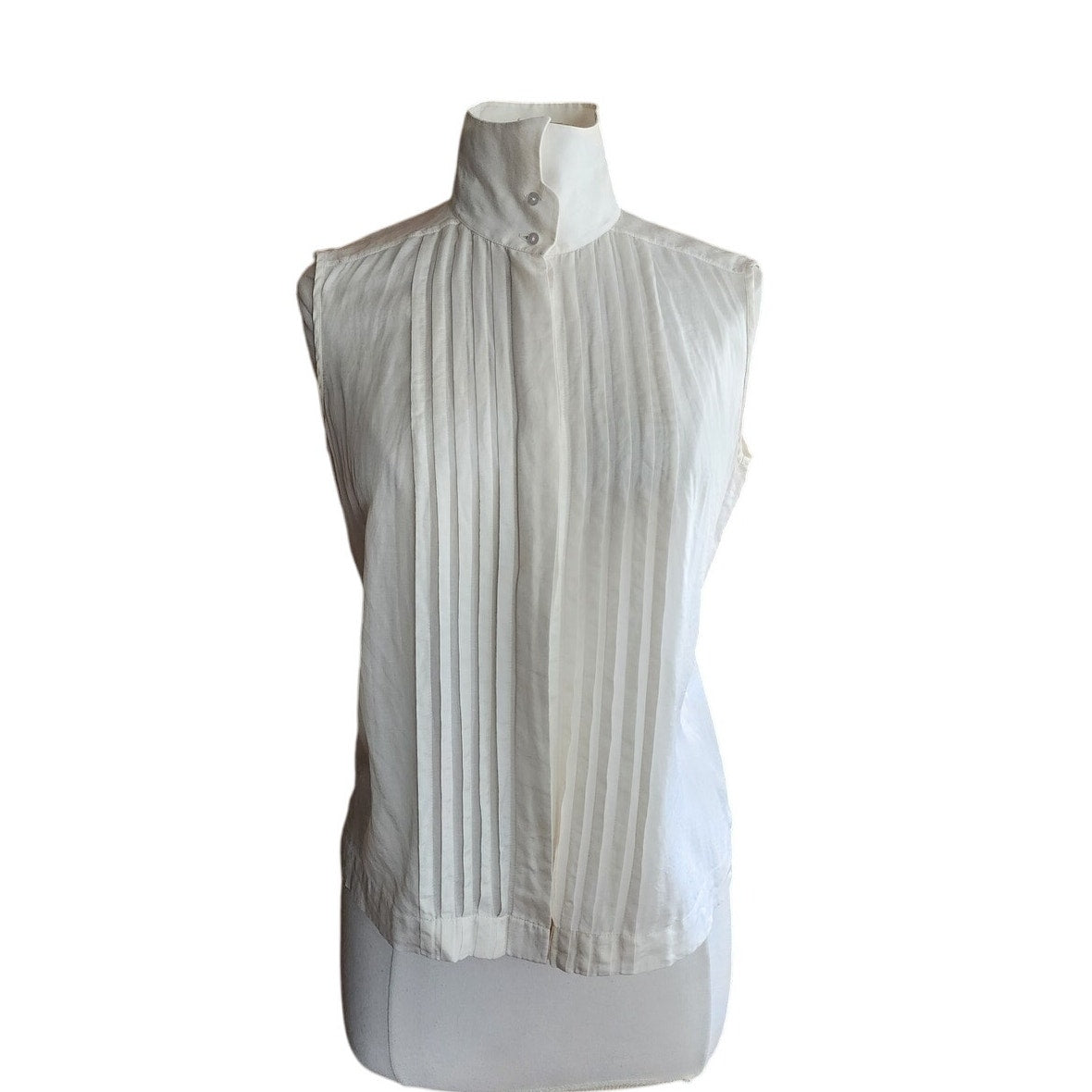 Chanel 2006 White Pleated Blouse Sleeveless Cotton Silk / M