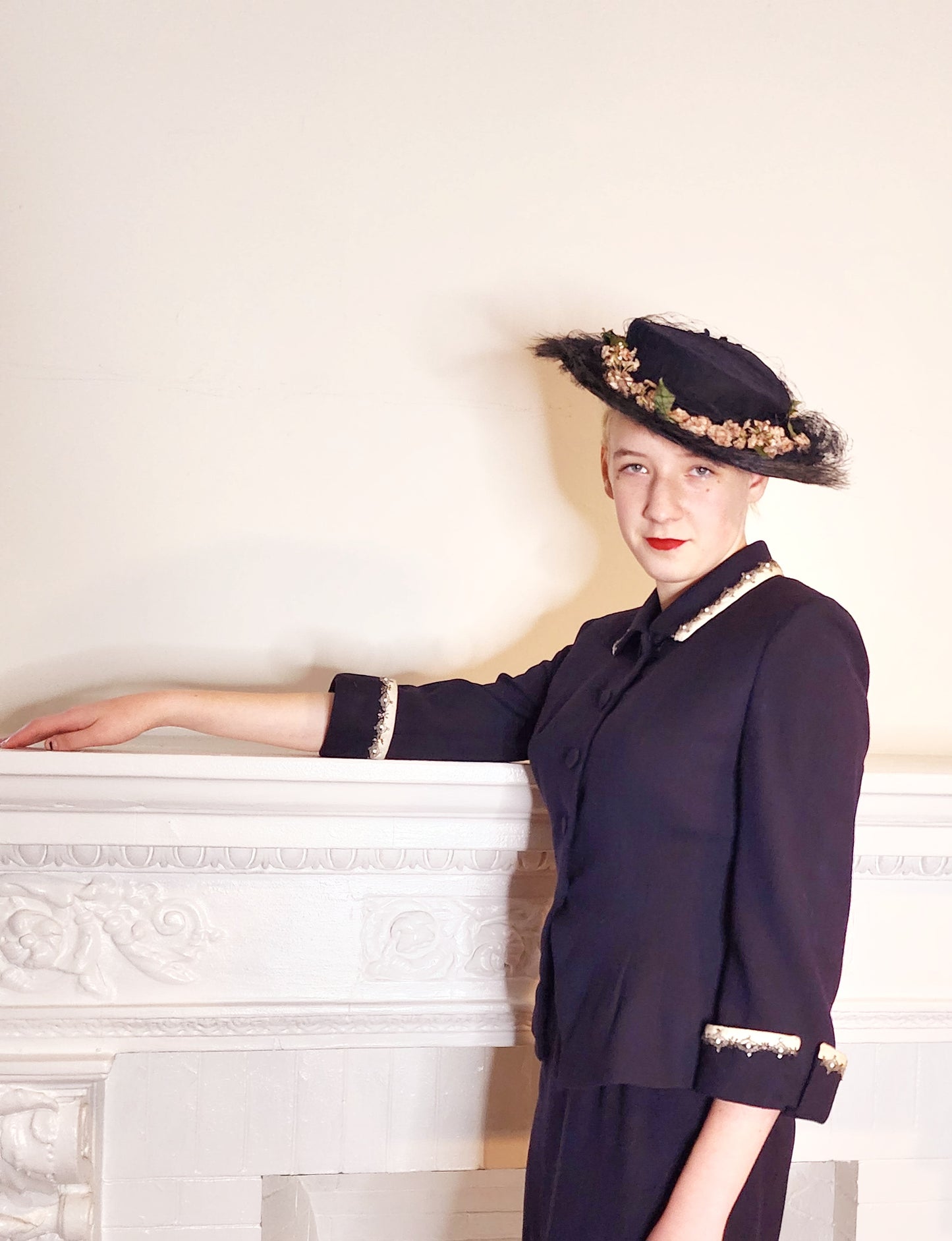 40s or 50s Navy Blue Wool Blazer w/Beaded Embroidery Bramson