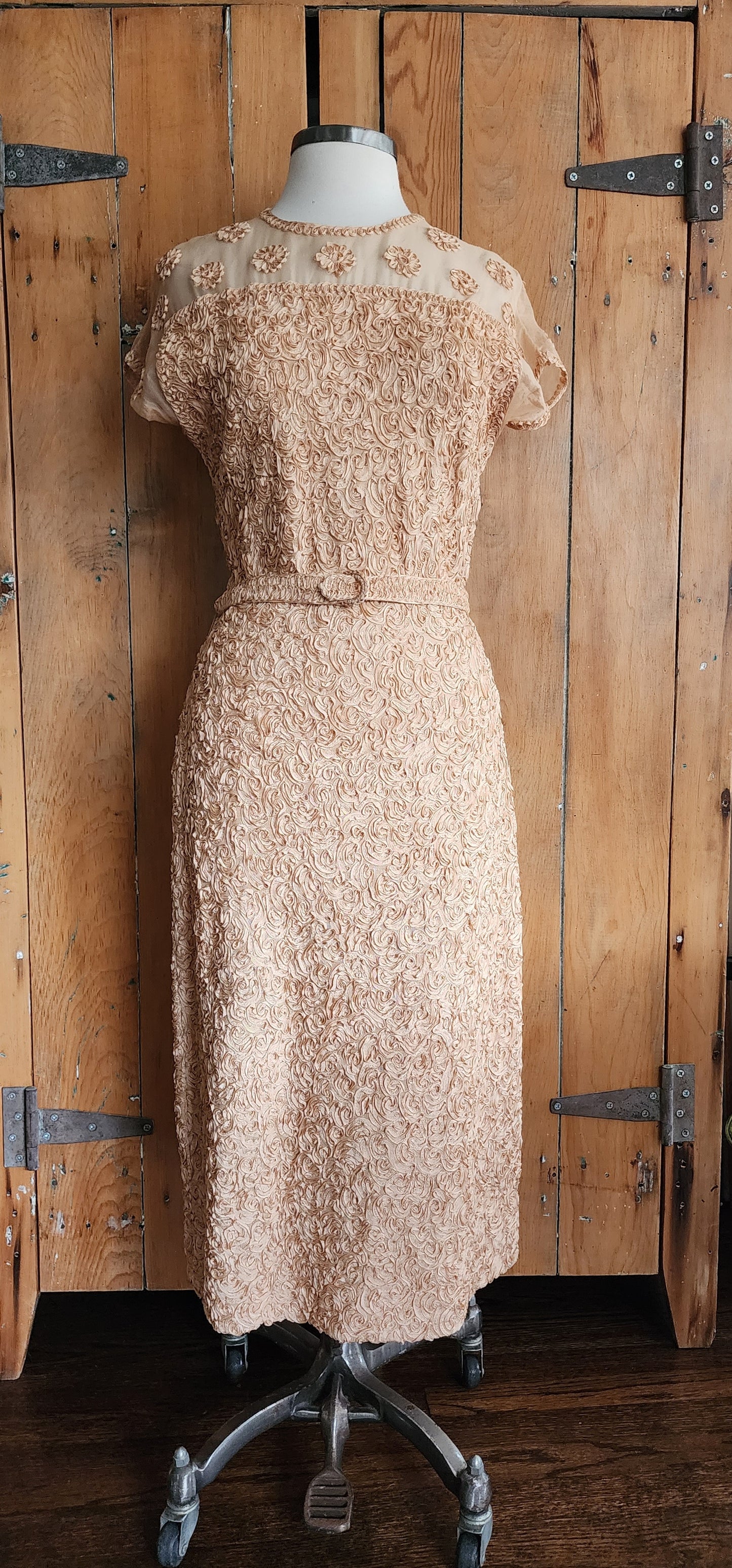 50s Peach Pink Party Dress Ribbon Lace Short Sleeves Caledonia