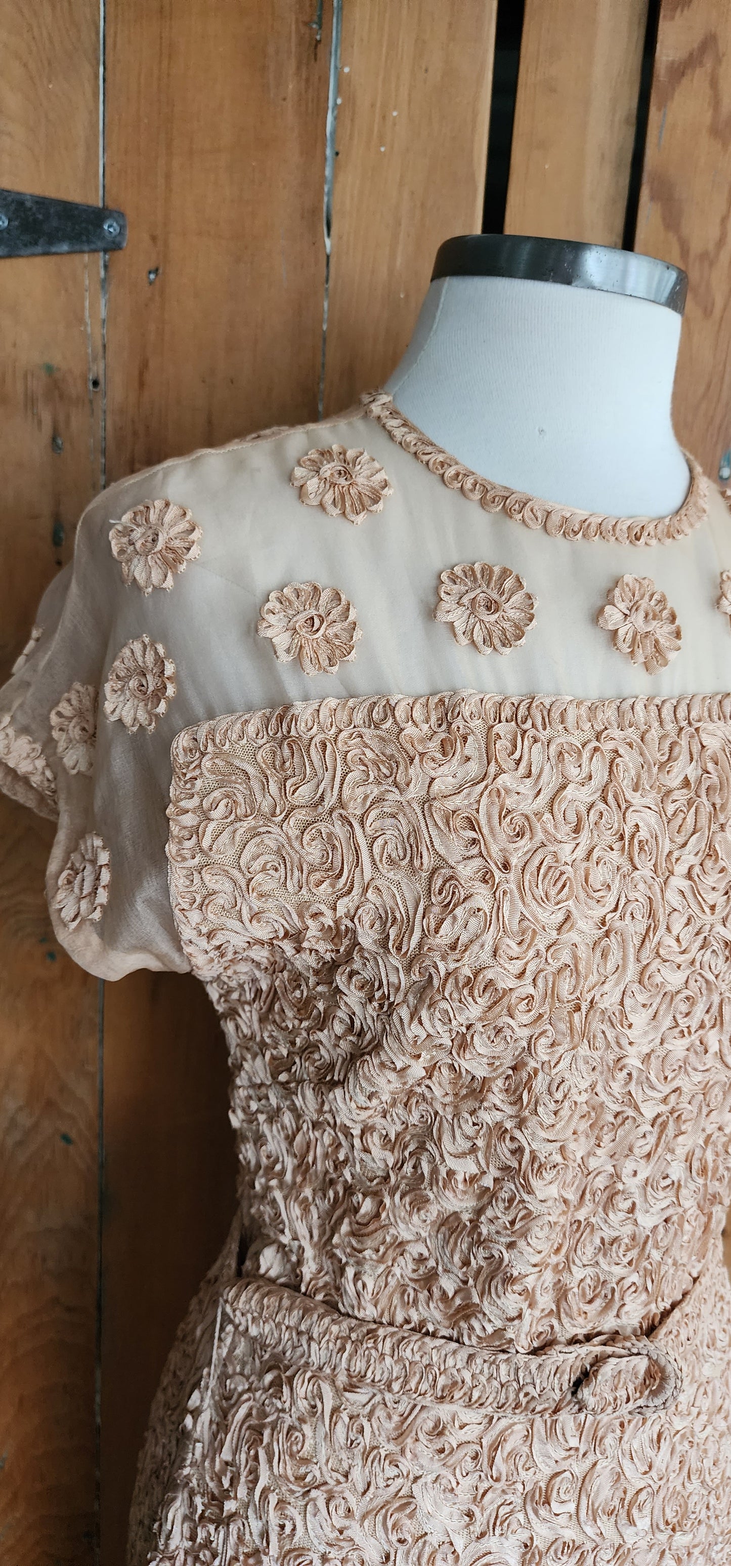 50s Peach Pink Party Dress Ribbon Lace Short Sleeves Caledonia