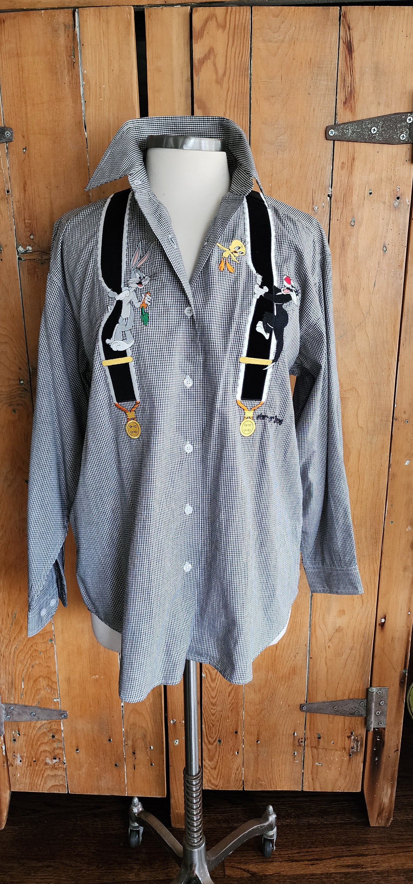 90s Warner Bros Shirt Button Down Checked Print Bugs Bunny Donald Duck