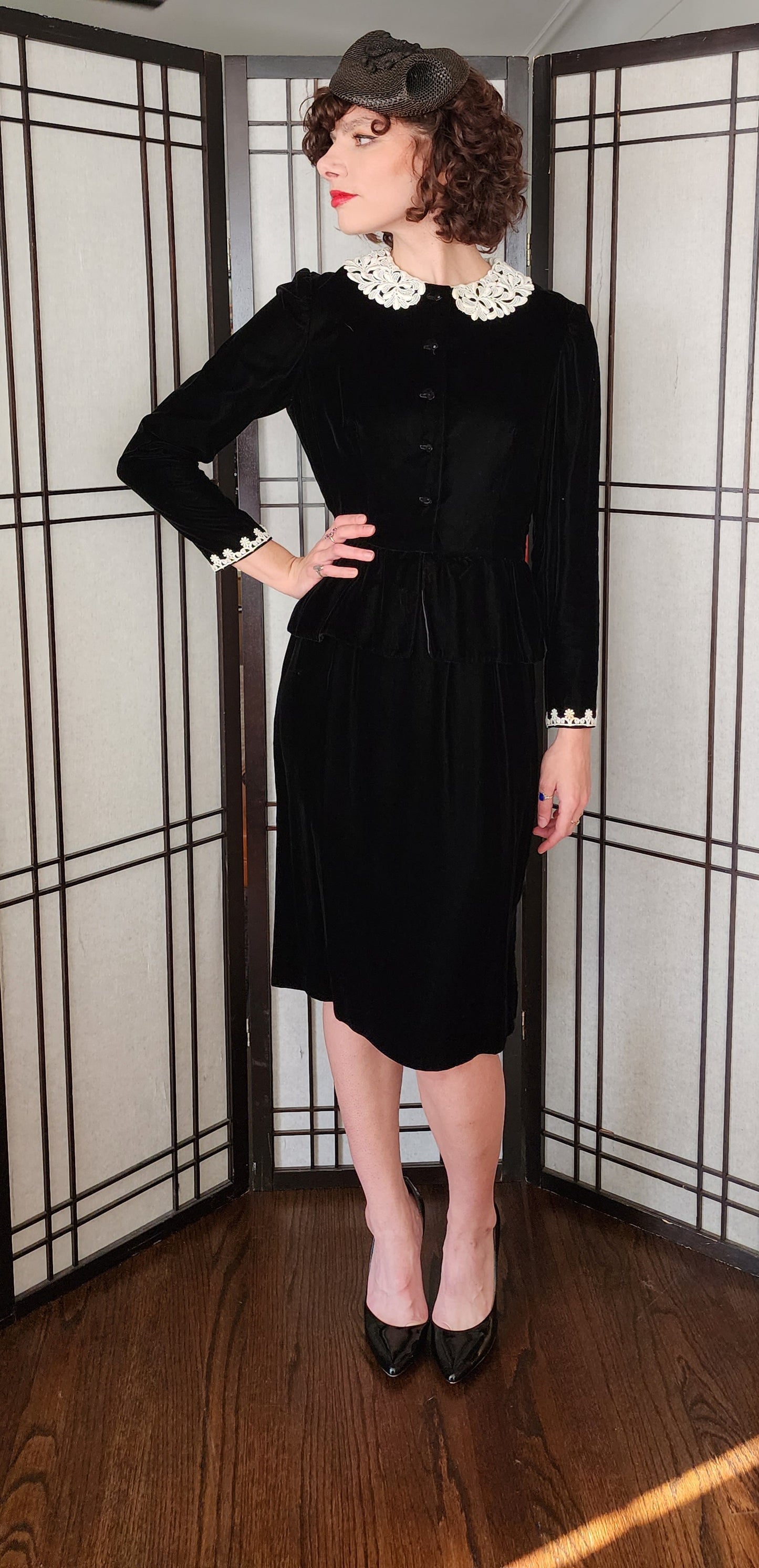 80s Black Velvet Dress White Lace Collar Joan Leslie Kasper