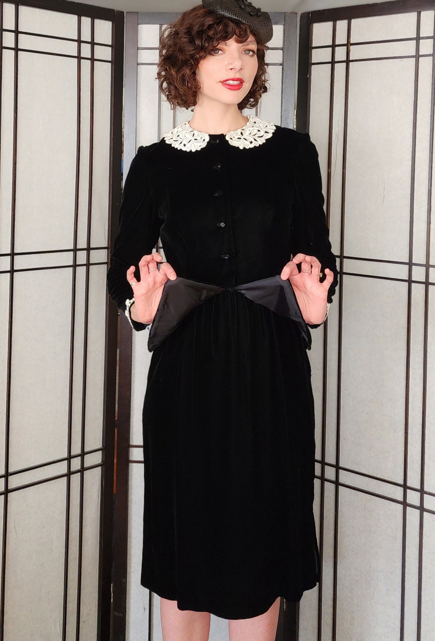 80s Black Velvet Dress White Lace Collar Joan Leslie Kasper