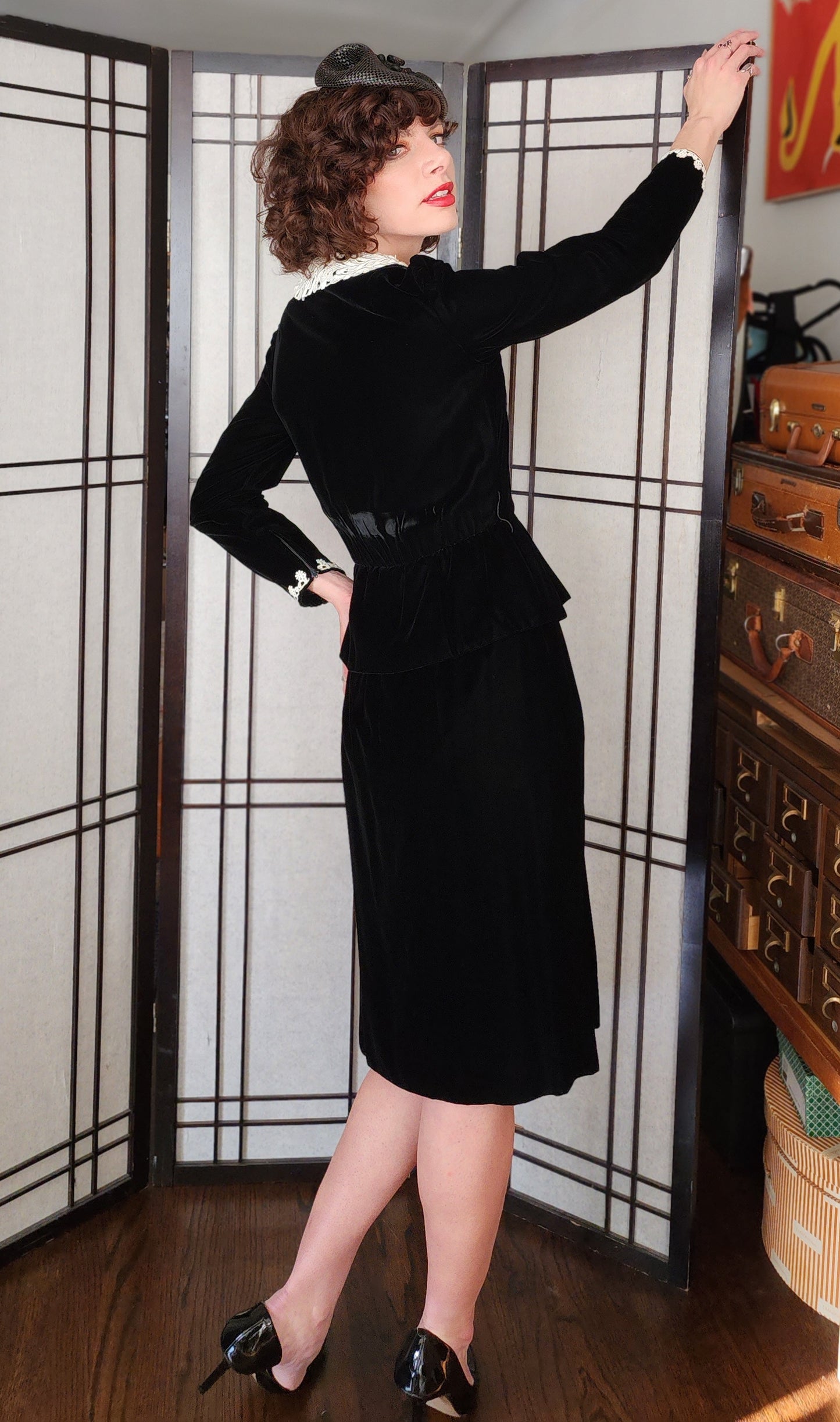 80s Black Velvet Dress White Lace Collar Joan Leslie Kasper