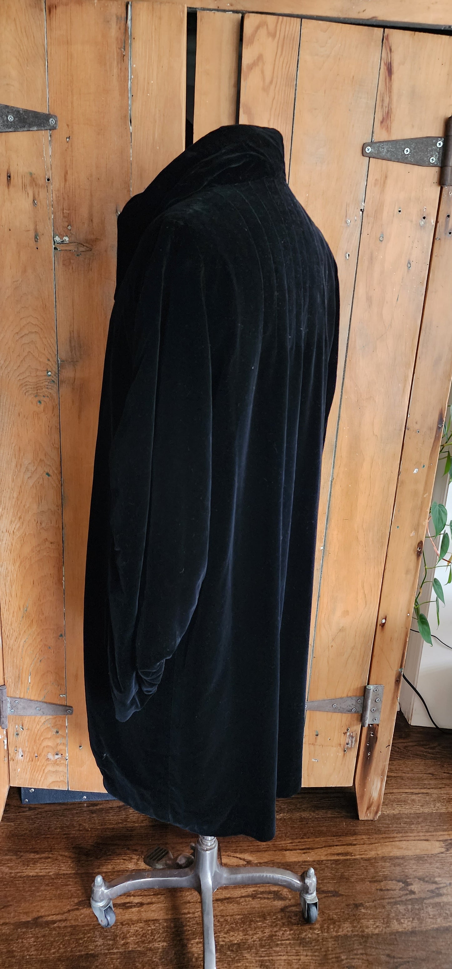 30s Lanvin Black Velvet Coat White Fur Lining