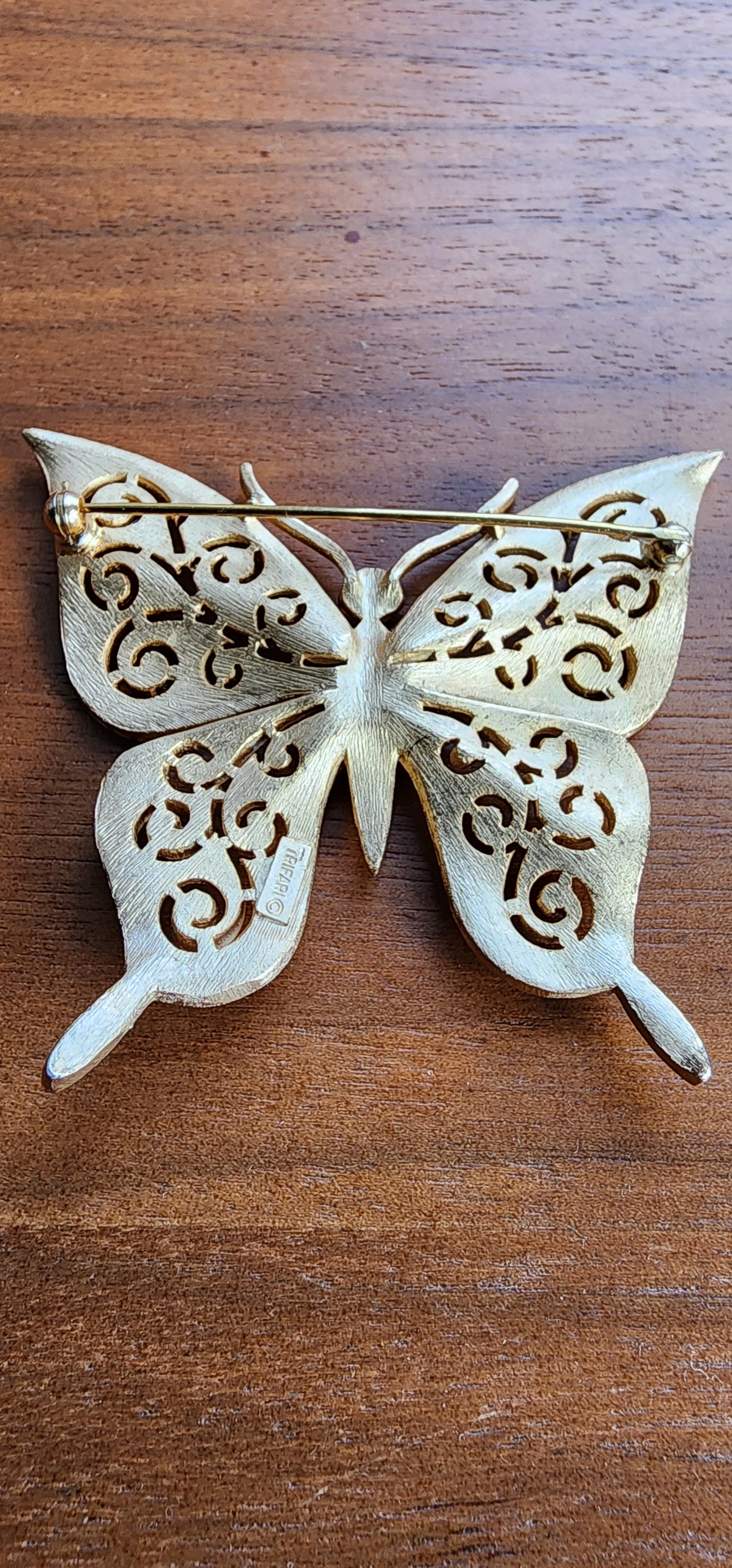 60s Trifari Butterfly Pin Gold Metal Red Rhinestones