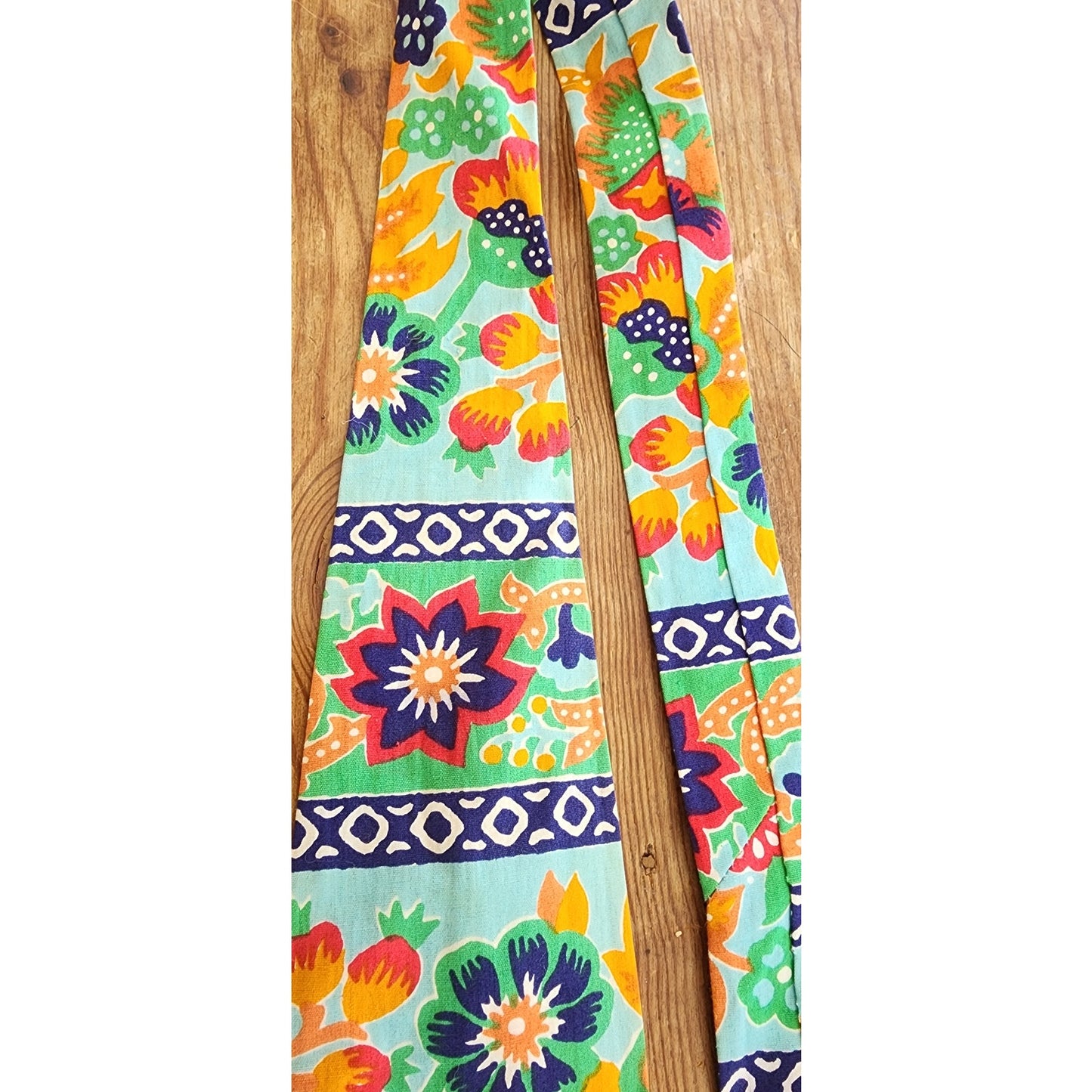 Vintage 60s Mens Necktie Colorful Floral Print Square Bottom Rooster
