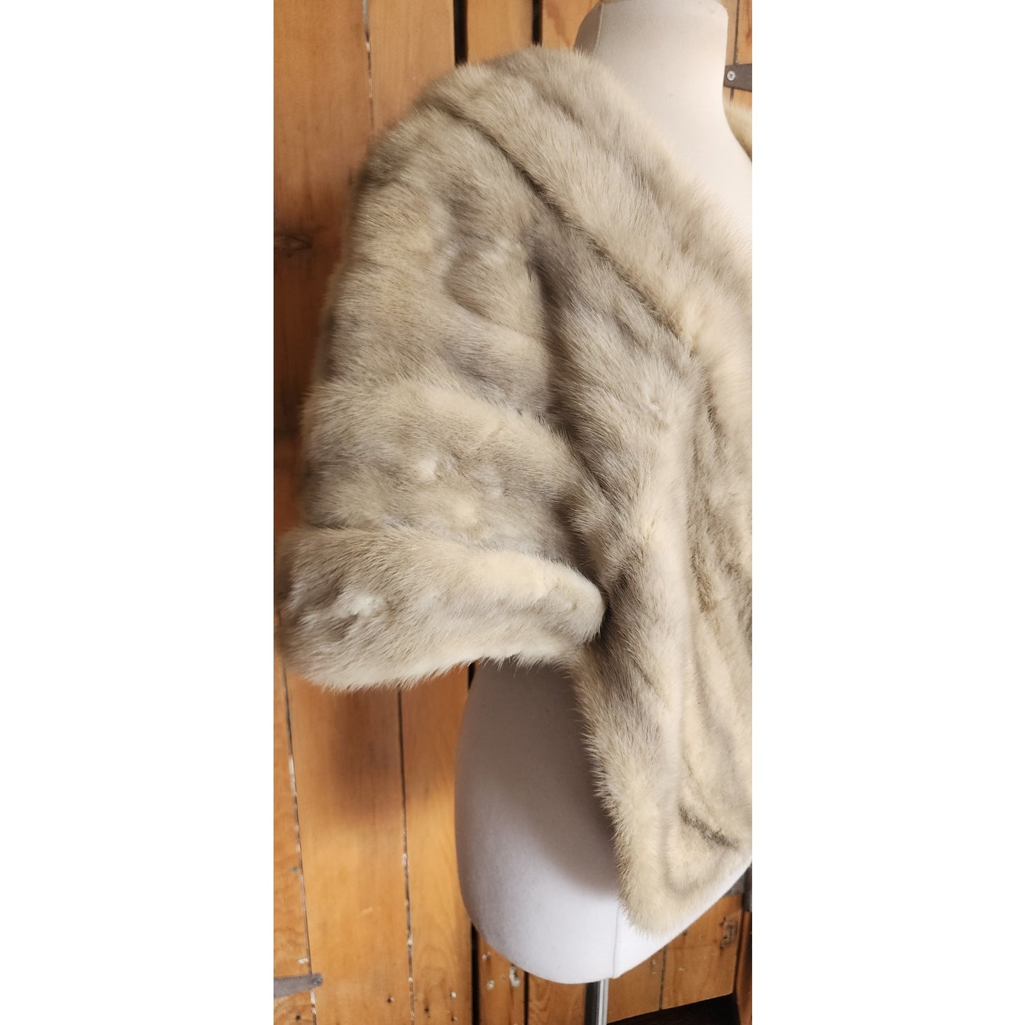Vintage 50s Silver Mink Fur Wrap Stole by Hoffman-Morton