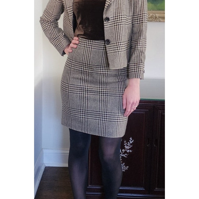 Vintage 1990s Brooks Brothers Skirt Suit Moon Wool Houndstooth Black White