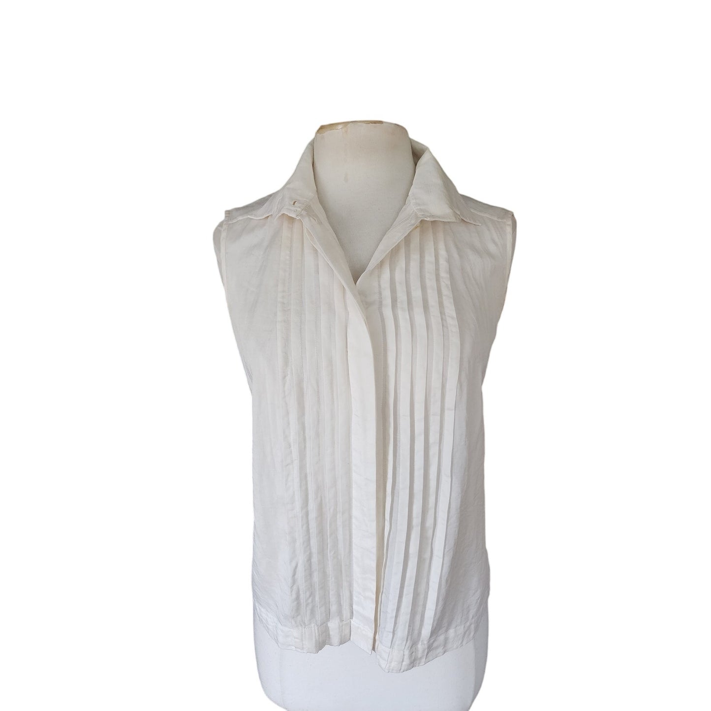 Chanel 2006 White Pleated Blouse Sleeveless Cotton Silk / M
