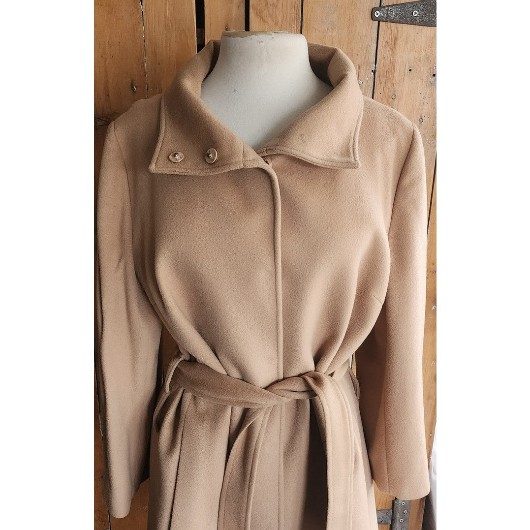 Vintage 2000s Burberry Coat Archival Beige Cashmere Blend w/Sash Tie Belt / Medium