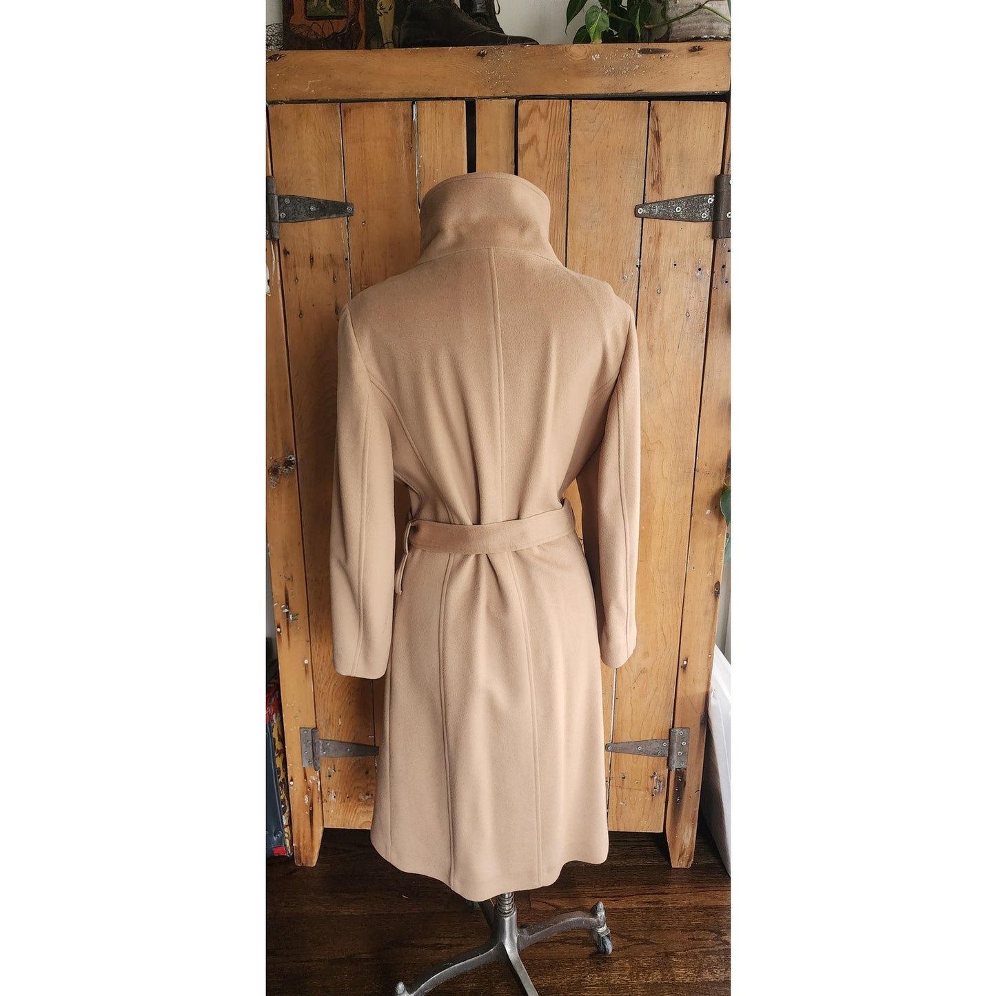 Vintage 2000s Burberry Coat Archival Beige Cashmere Blend w/Sash Tie Belt / Medium