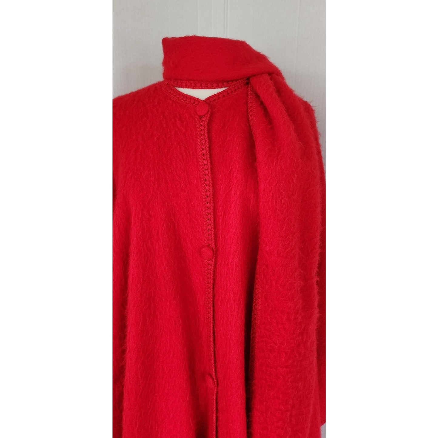 Vintage Red Cape Alpaca Wool Blend w/Attached Scarf Peru Capchatex