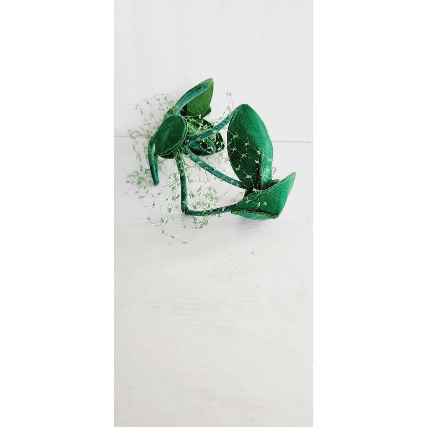 Vintage 50s Green Velvet Fascinator Mini Hat