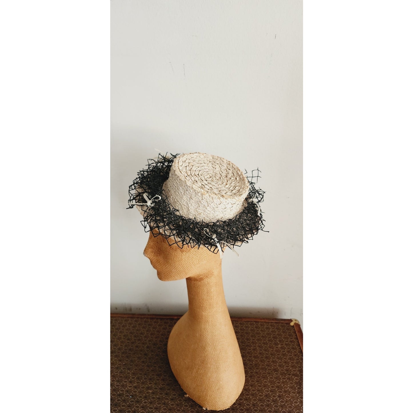 Vintage 30s Beige Straw Hat Black Netting New York Creation