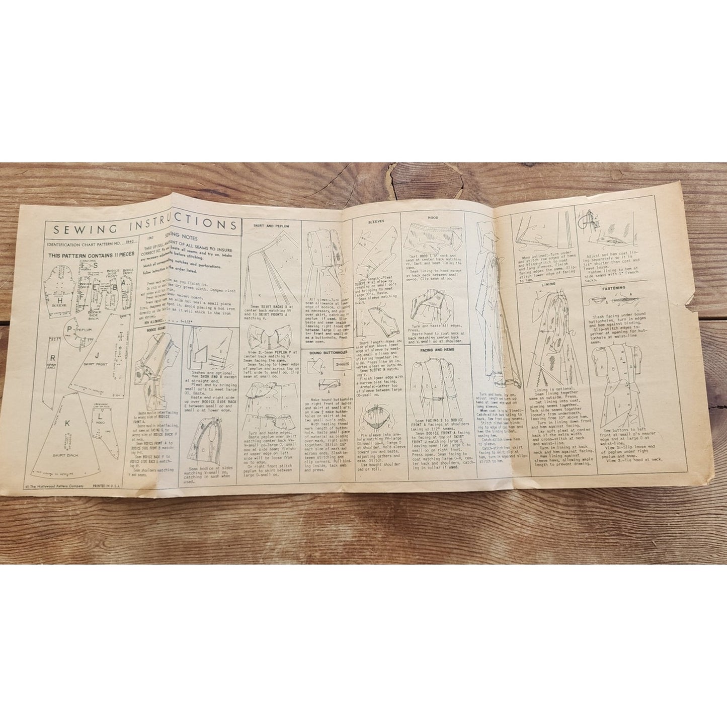 Vintage 40s Sewing Pattern ORIGINAL: Housecoat or Evening Coat Hollywood 1940