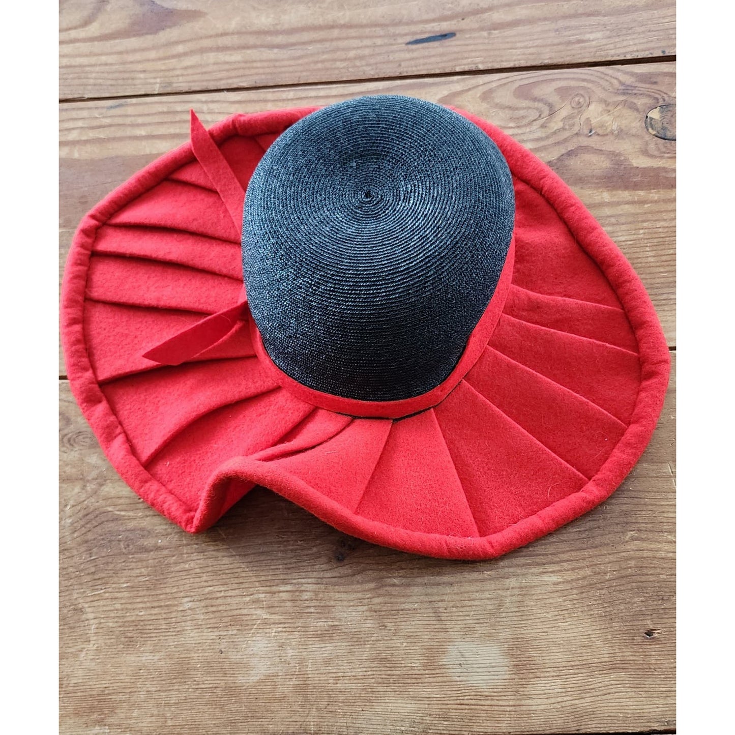 Vintage 40s Wide Brimmed Hat Red Navy Blue Asymmetrical Modernist