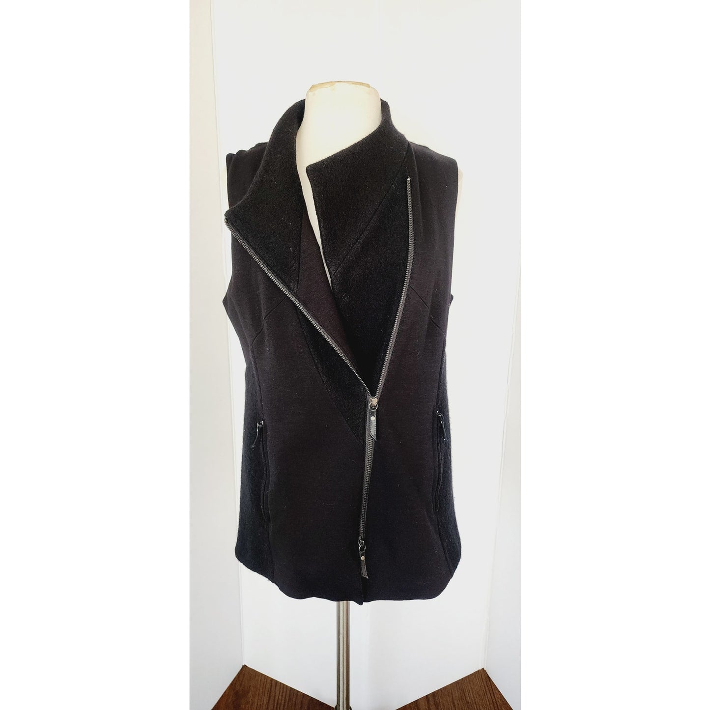 Eileen Fisher Zip Up Vest Merino Wool Blend M