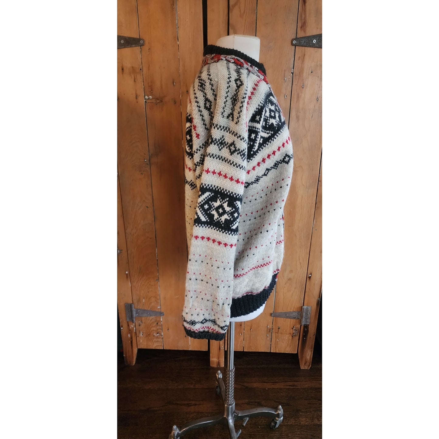 Vintage Nordic Cardign Ski Sweater Voss Knit Snowflake Pattern Norway