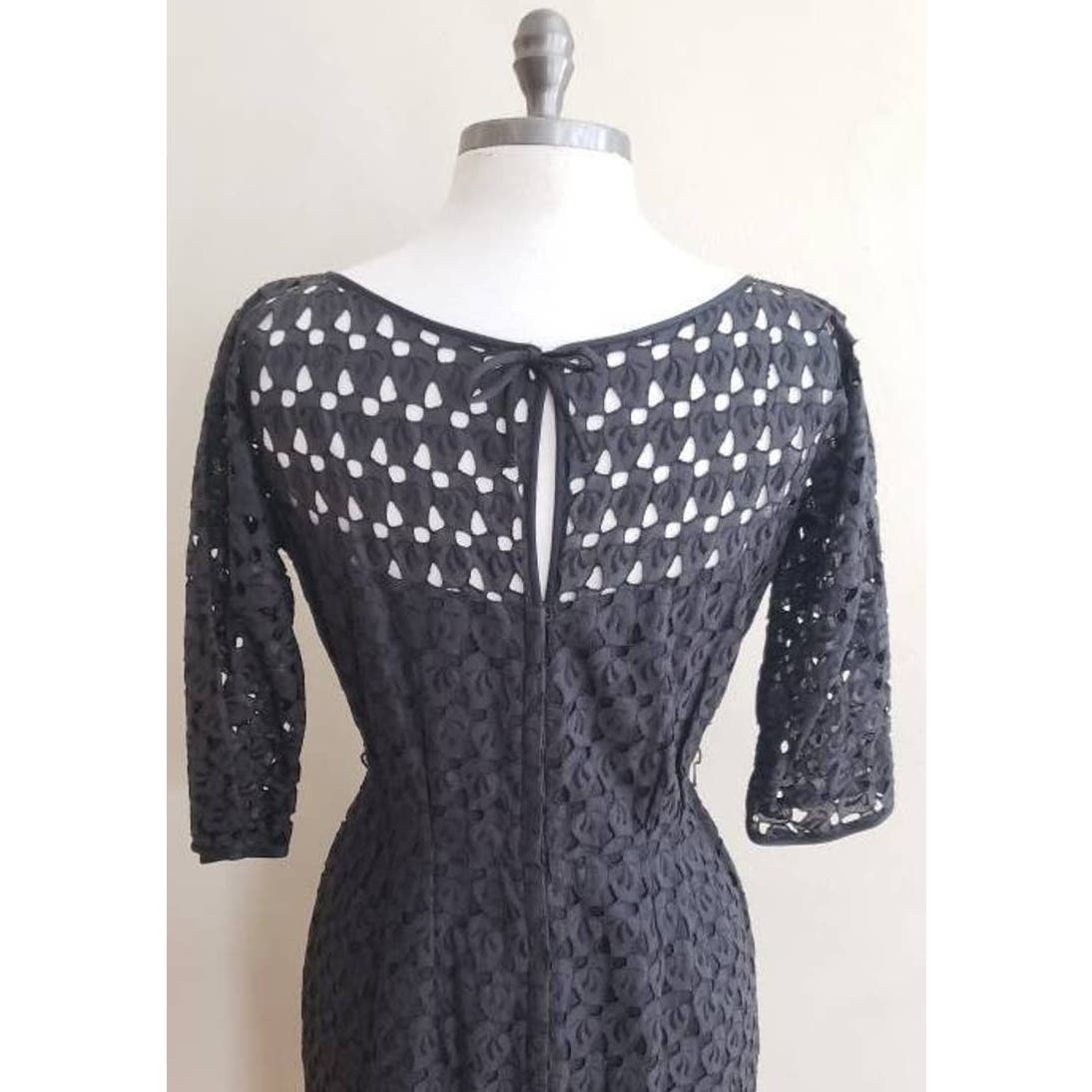 Vintage 50s Black Cocktail Dress Cut Lace Keyhole Back / M