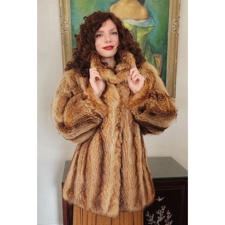 Vintage 70s Fox Fur Coat Hip Length Stripe Pattern / L
