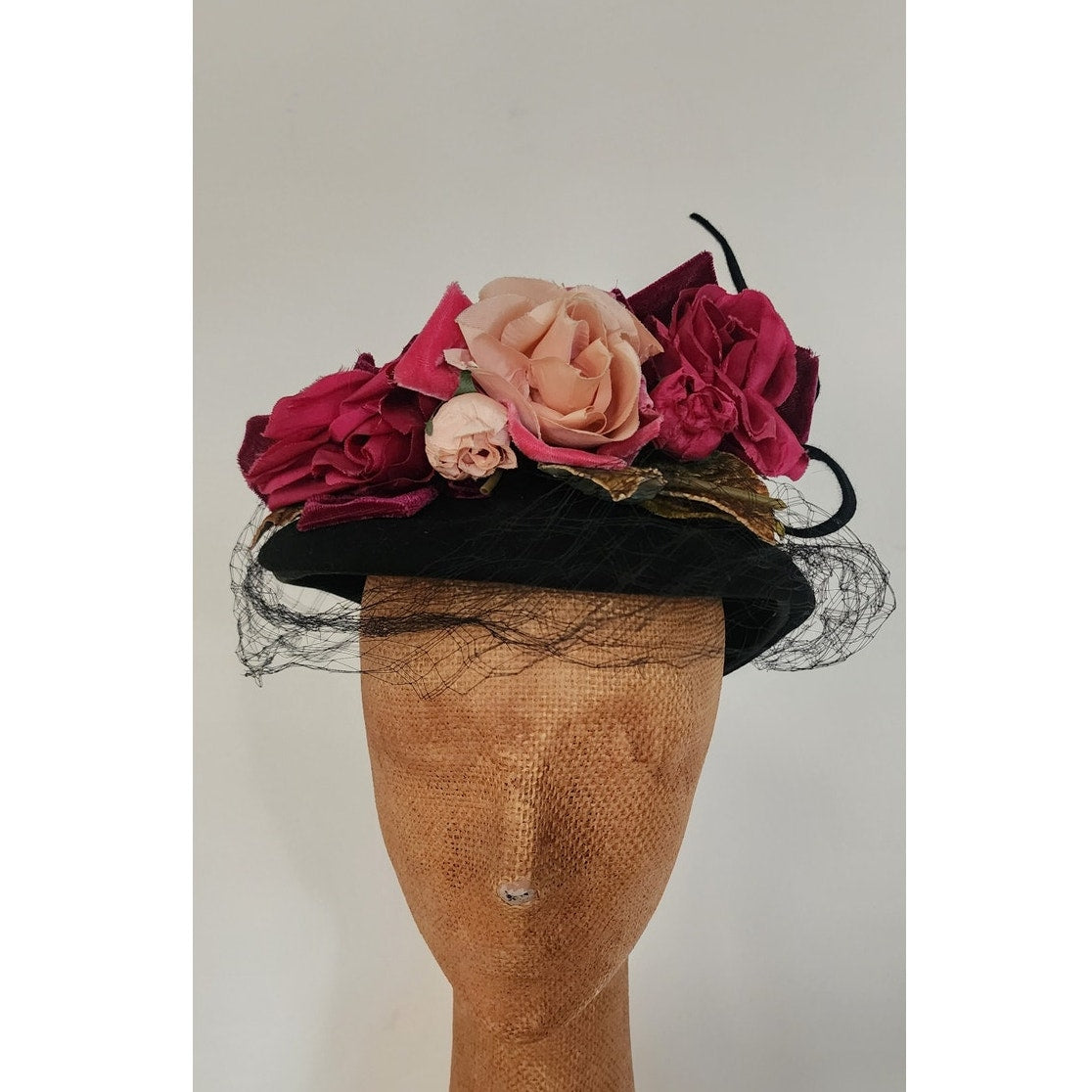 Vintage 1940s Flower Hat Black Wool Silk Floral Marshall Fields New York Creations