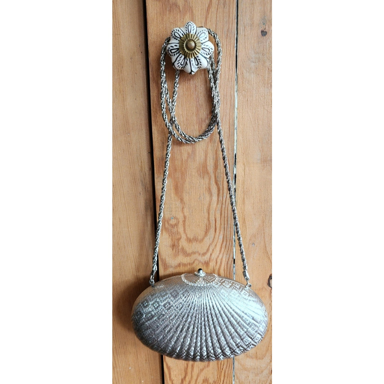 Vintage Neiman Marcus Bag Minaudiere Silver Clamshell Vanity Purse