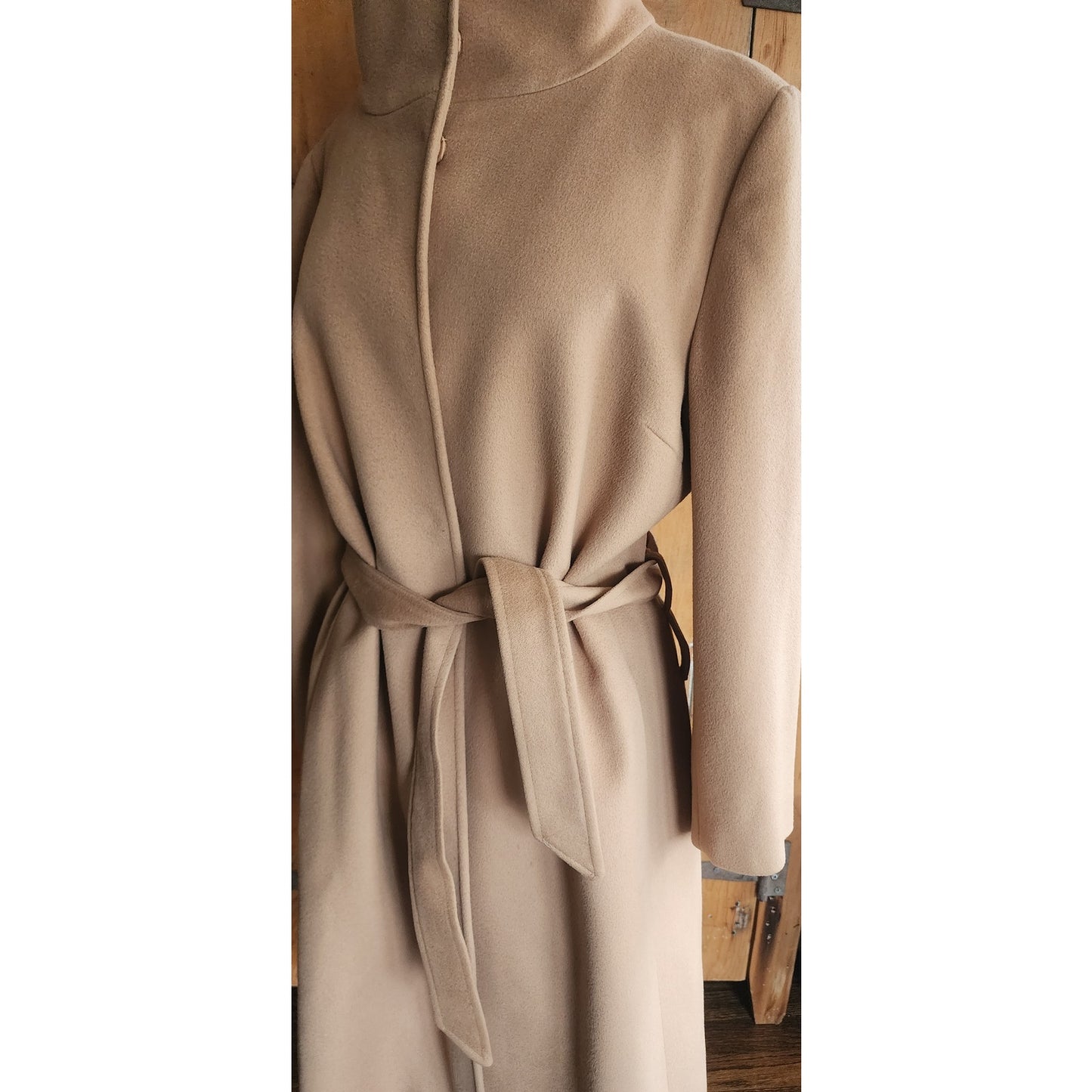 Vintage 2000s Burberry Coat Archival Beige Cashmere Blend w/Sash Tie Belt / Medium