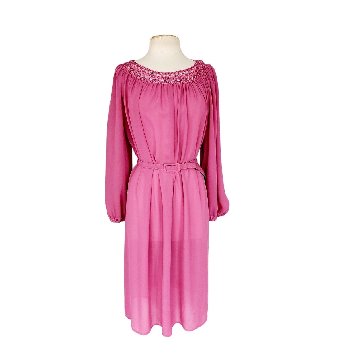 Vintage 70s Pink Dress Crochet Neckline, Belted Leslie Pomer