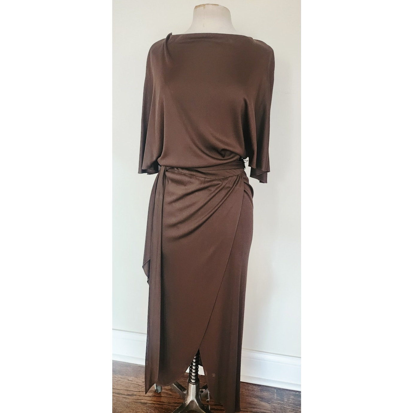 Vintage 1970s Mollie Parnis Dress in Brown Jersey
