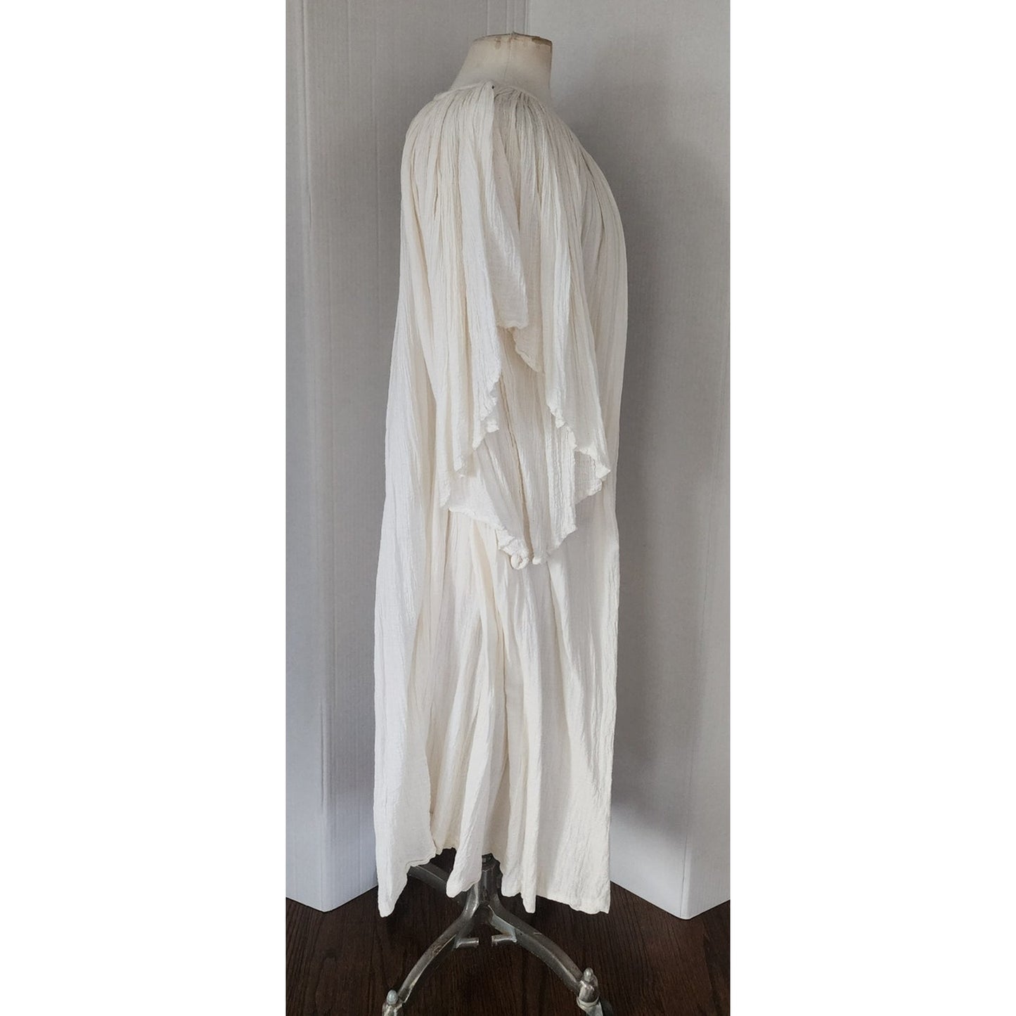 Vintage 70s Amerikan Climax Tent Dress White Cotton Gauze Angel Butterfly Sleeves