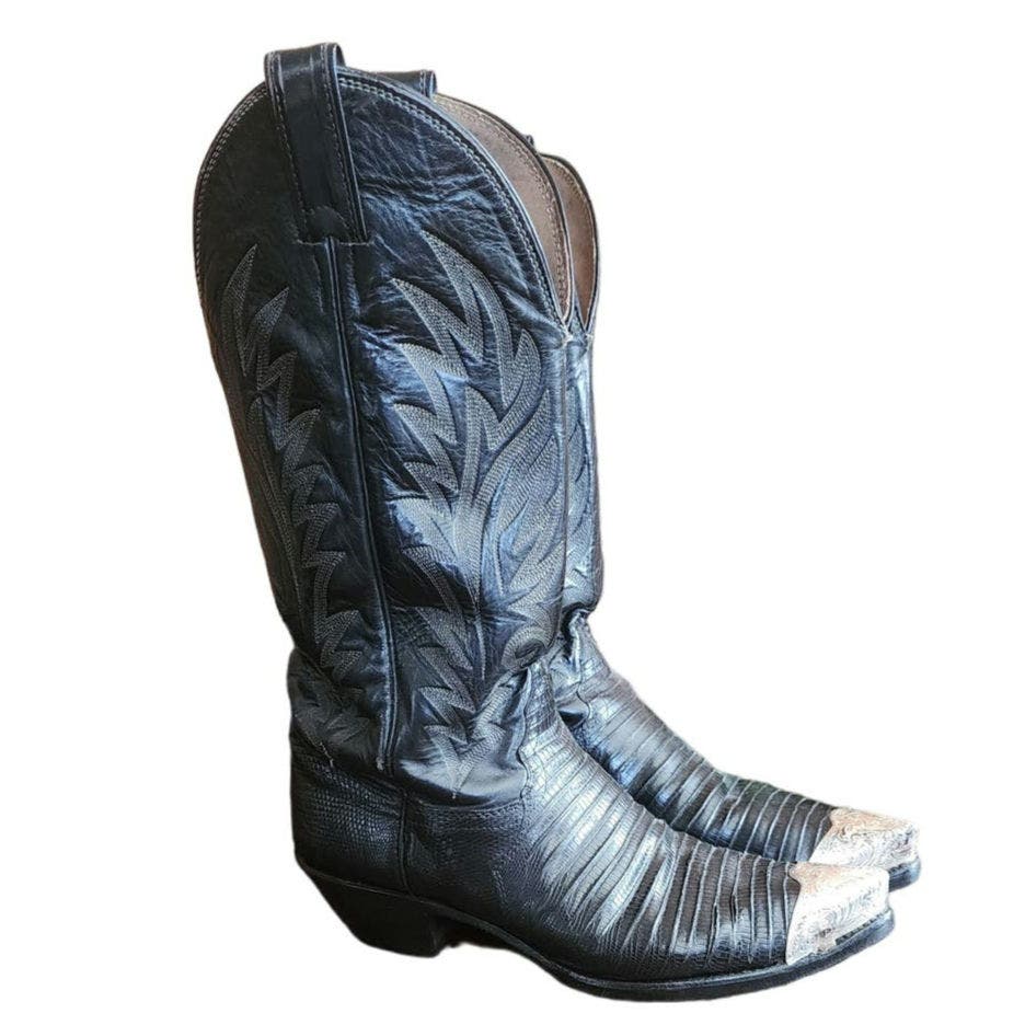 Vintage Ladies Cowboy Boots Tacco Black Tooled Leather Silver Etched Toes Snakeskin
