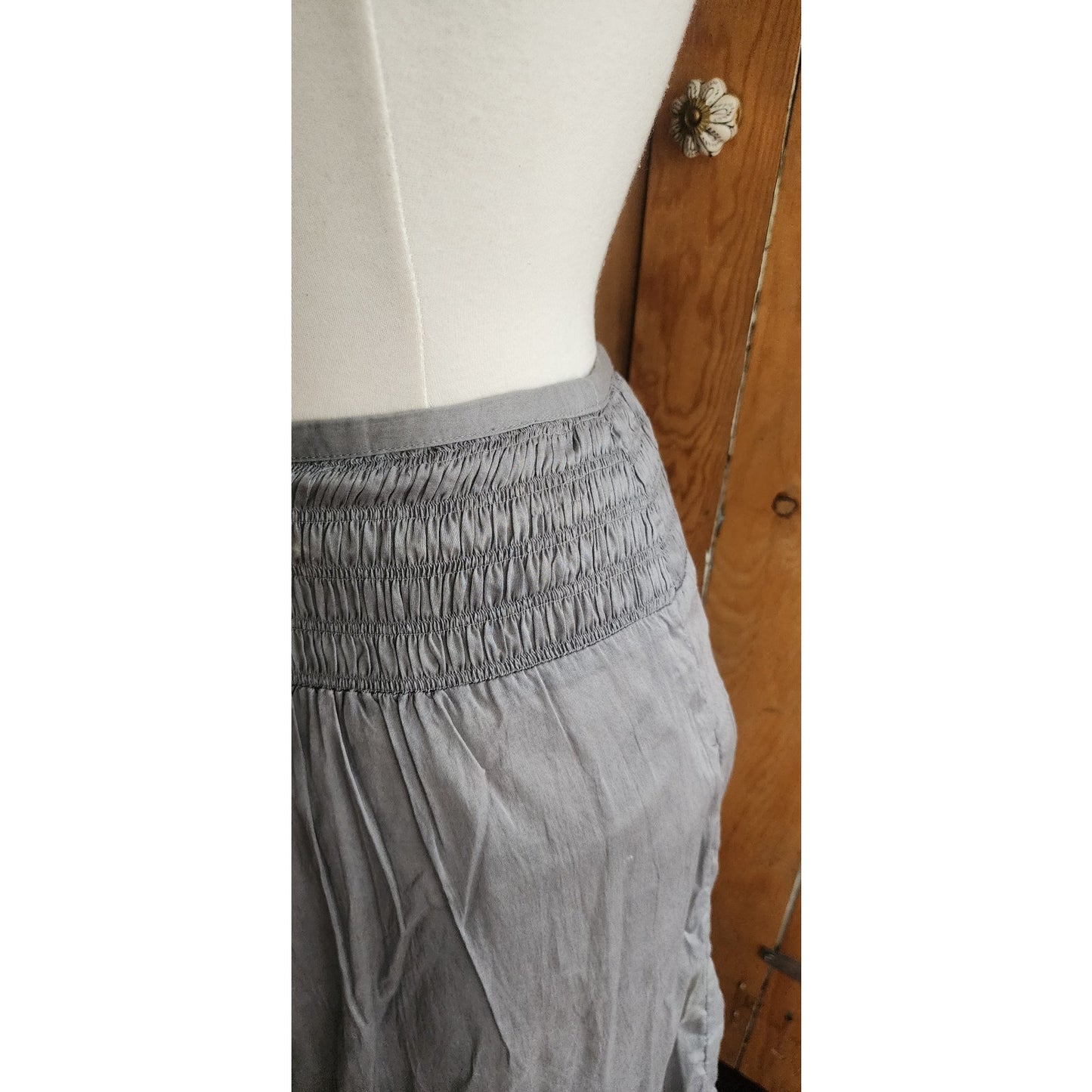 Vintage 2000s Burberry Summer Skirt Gray Cotton Midi Length / Med