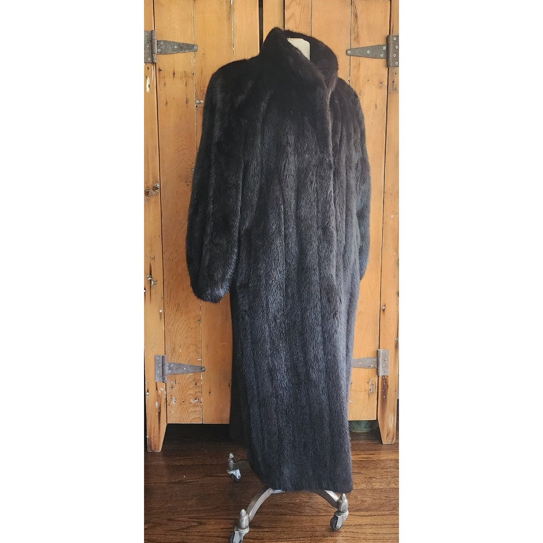 Vintage 1990s Black Ranch Mink Fur Coat Sized Medium to Large Evans Collection