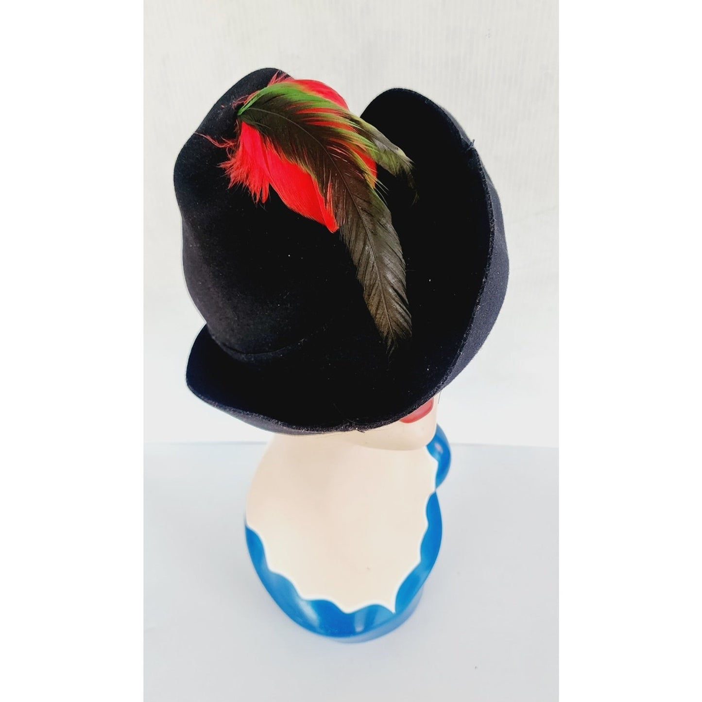 Vintage 30s Robin Hood Hat Black Wool Red Feather New York Creation