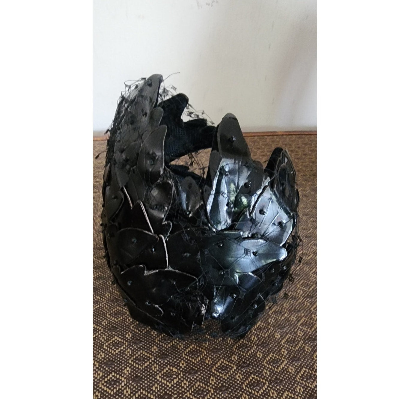 Vintage 50s Bes-Ben Hat Eggshell Style Black Leather Petals