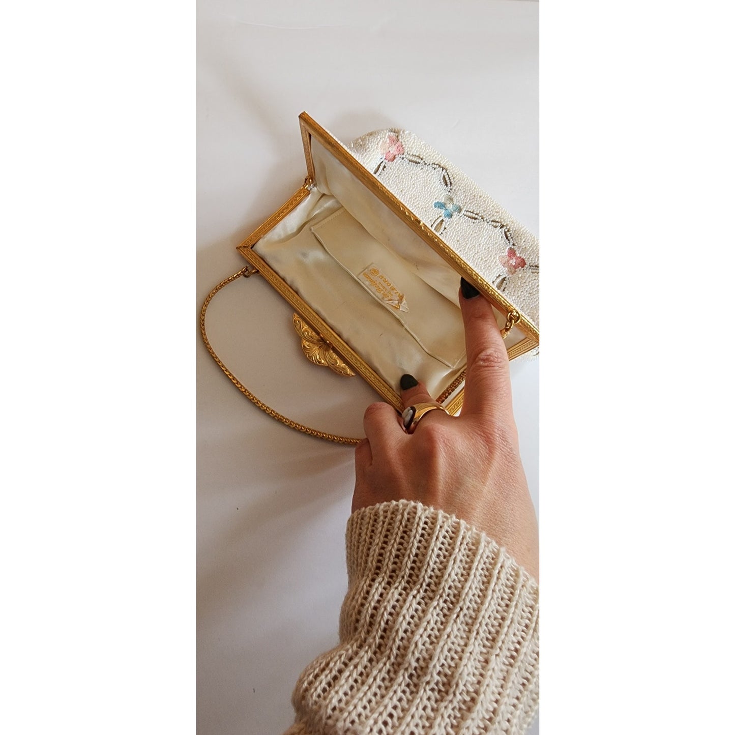 Vintage 50s Evening Bag White Beads Floral Embroidery Walborg