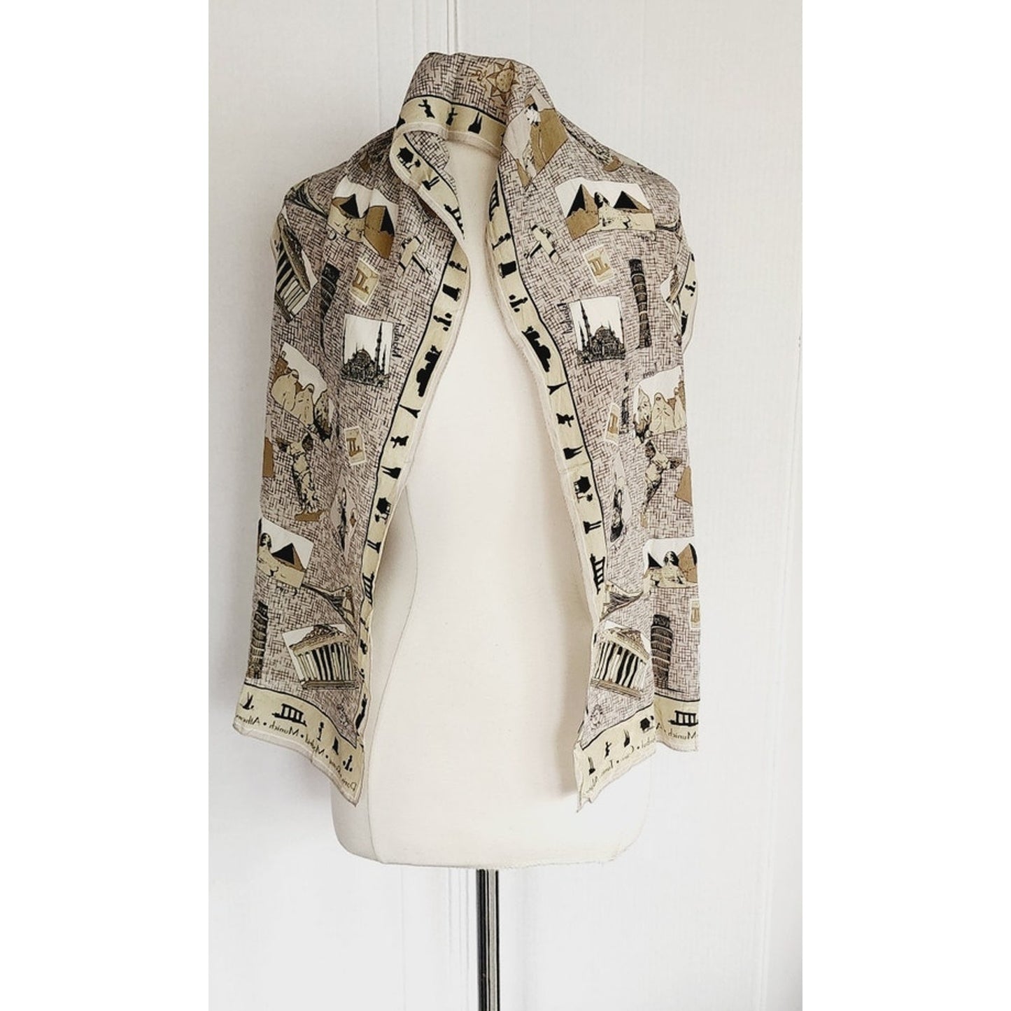 Vintage Souvenir Scarf Capital Cities Architecture Favolosa Silkprint