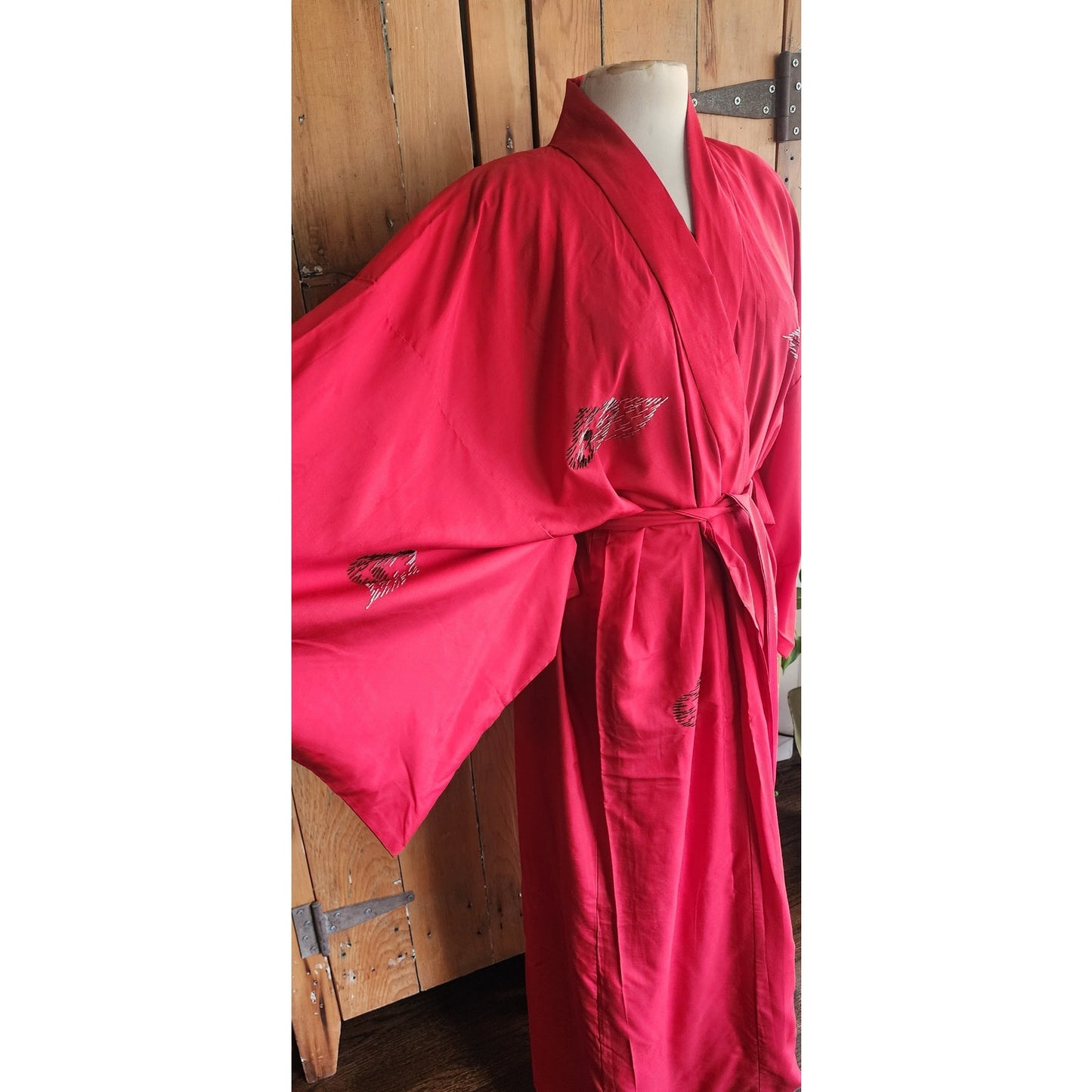Vintage Japanese Dragon Robe Embroidered Red Silk