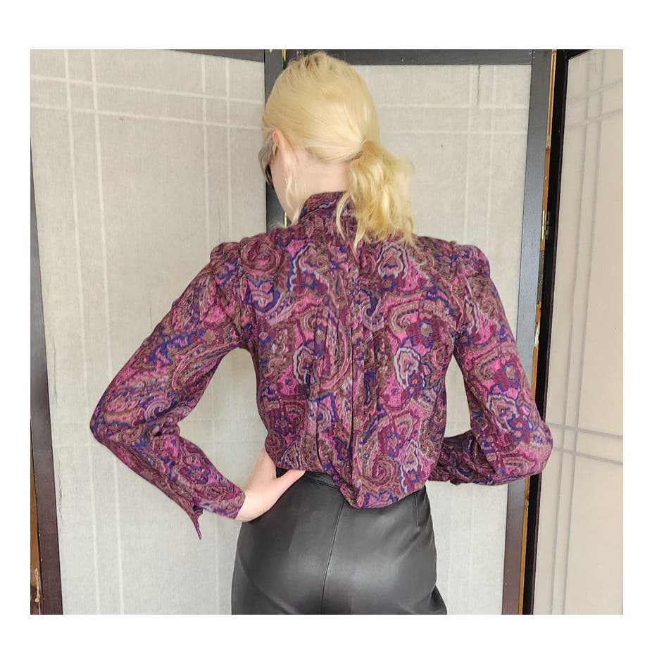 Vintage 80s Ilie Wacs Shirt Purple Paisley Print Blouse I Magnin