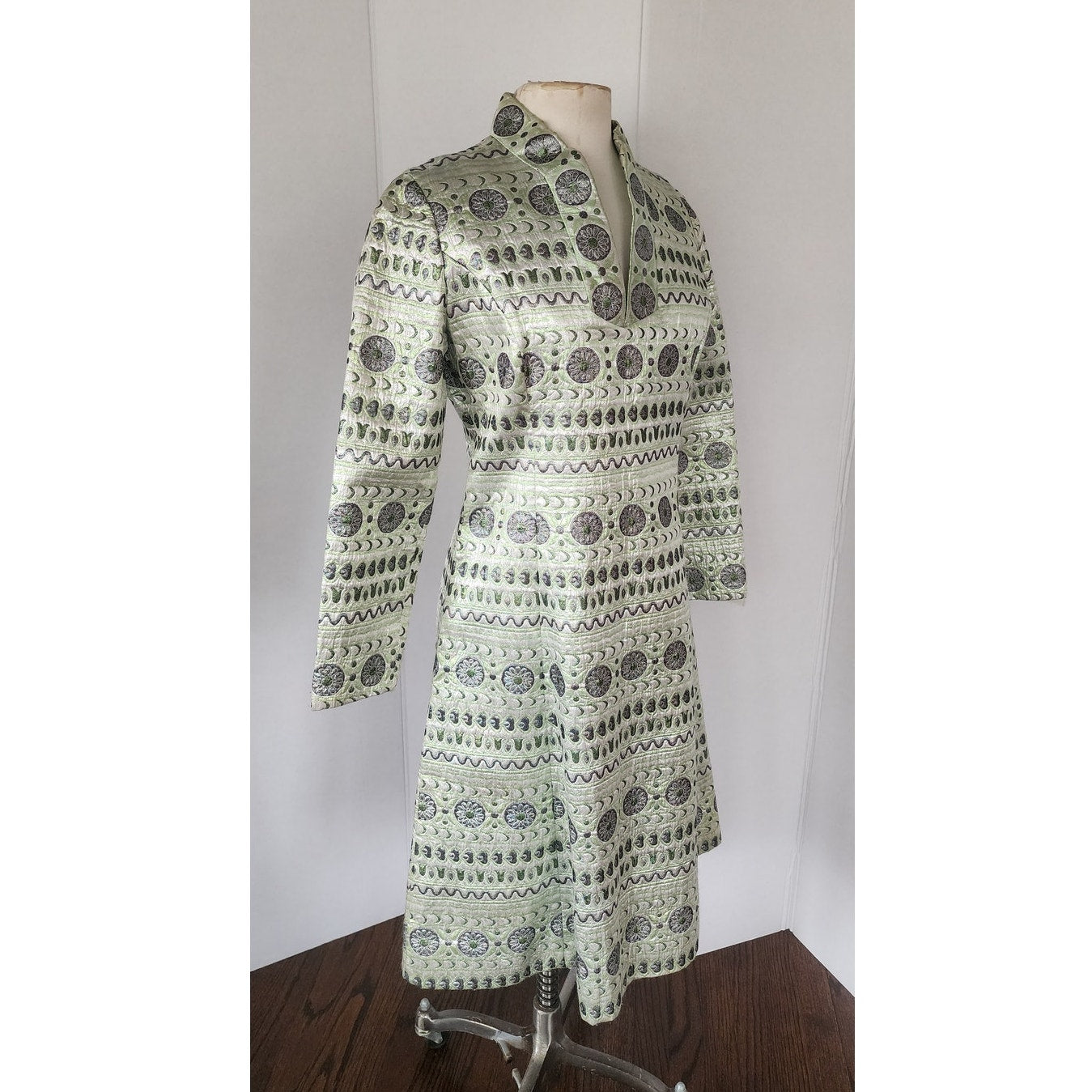 Vintage 60s Brocade Dress Silver Green Metallic Psychedelic Print
