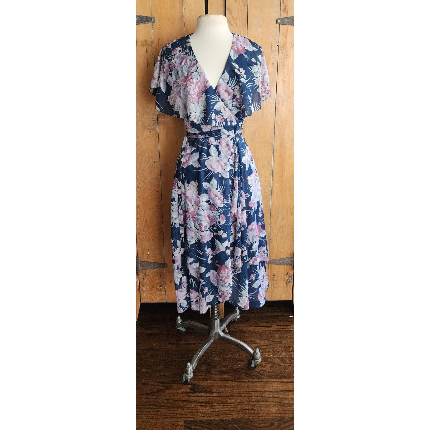Vintage 70s Wrap Dress Blue Floral Print