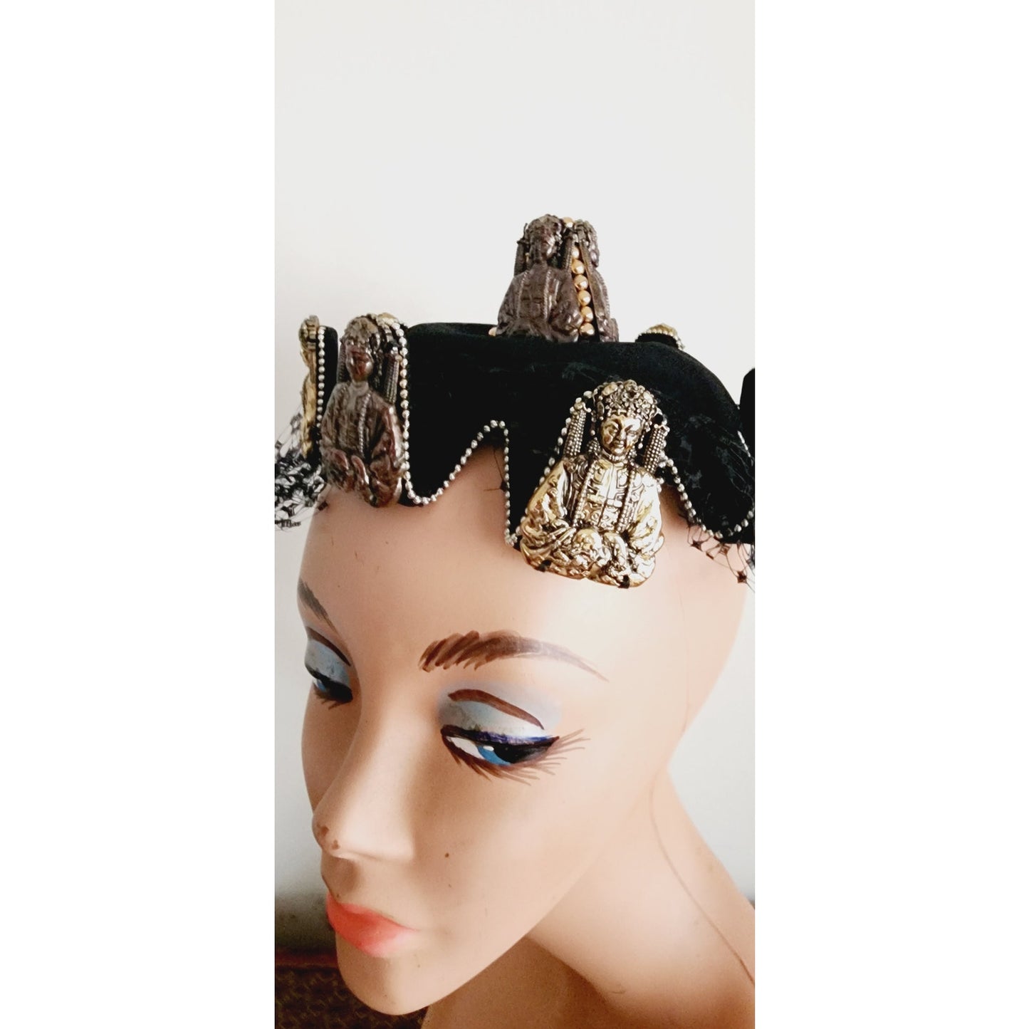 Vintage 50s Bes-Ben Hat Pointed Buddha Pagoda