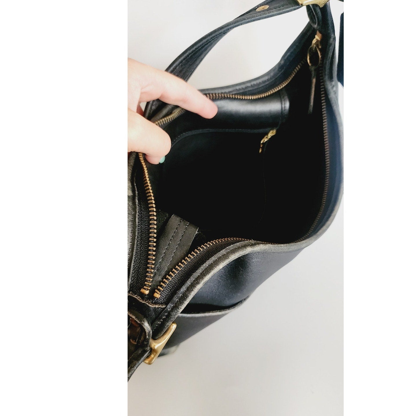 Vintage COACH Legacy Boho Shoulder Bag Black Leather 9058