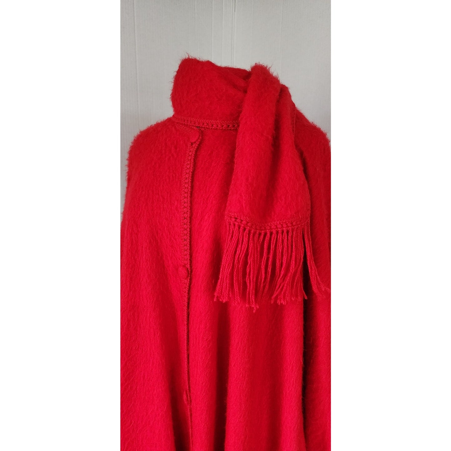 Vintage Red Cape Alpaca Wool Blend w/Attached Scarf Peru Capchatex