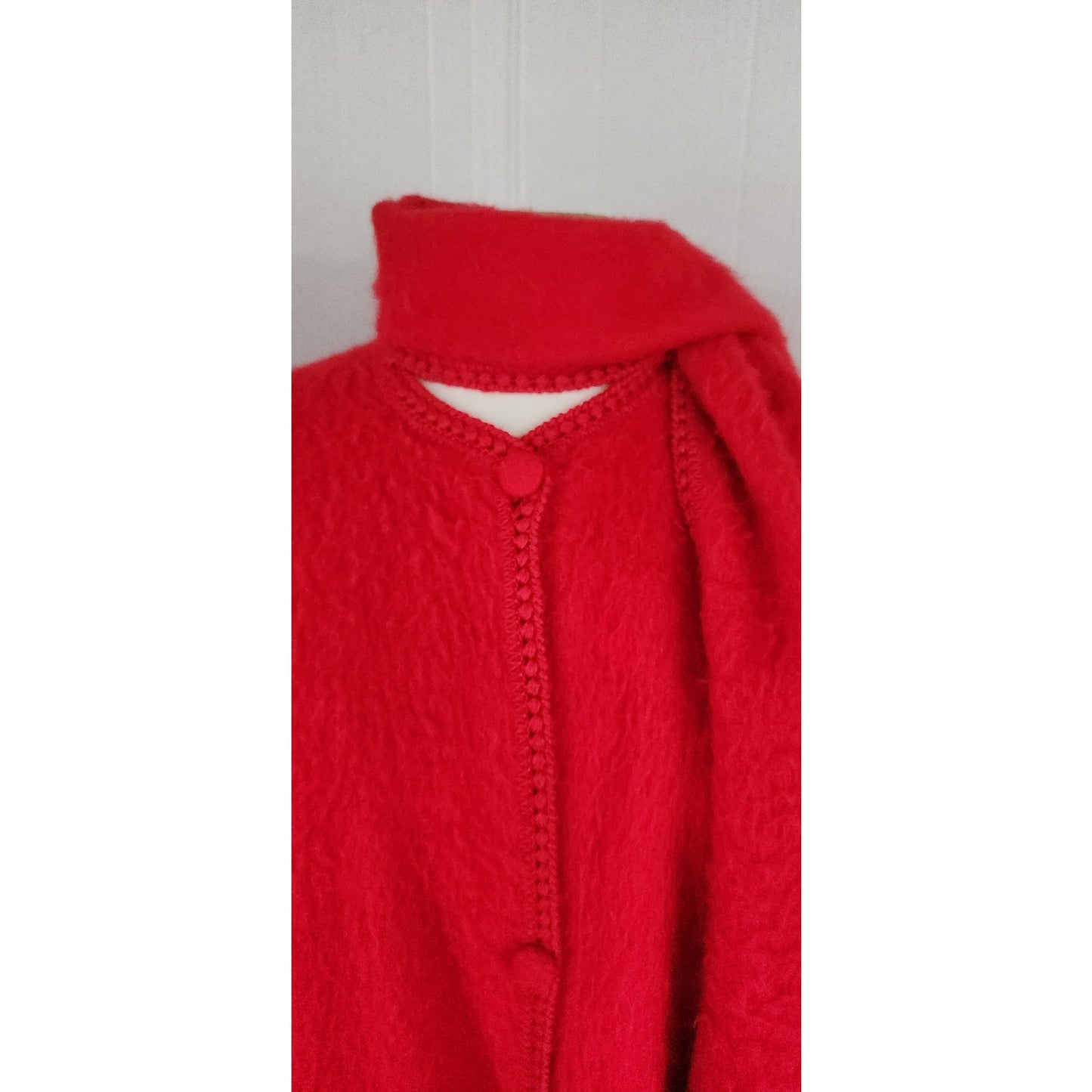 Vintage Red Cape Alpaca Wool Blend w/Attached Scarf Peru Capchatex