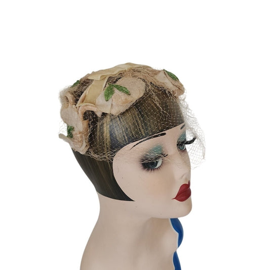 Vintage 50s Fascinator Hat Beige Peach Floral Crown Bridal Headband Wedding